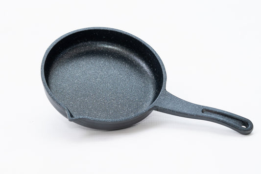 Mini 14cm Cast Granite Frying Pan- Black